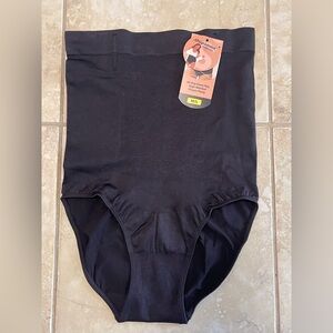 NEW Shapermint High Waisted Shaper Panty-size M/L black color NWT